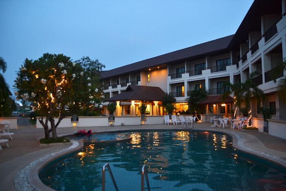 President Hotel Udonthani 10/55