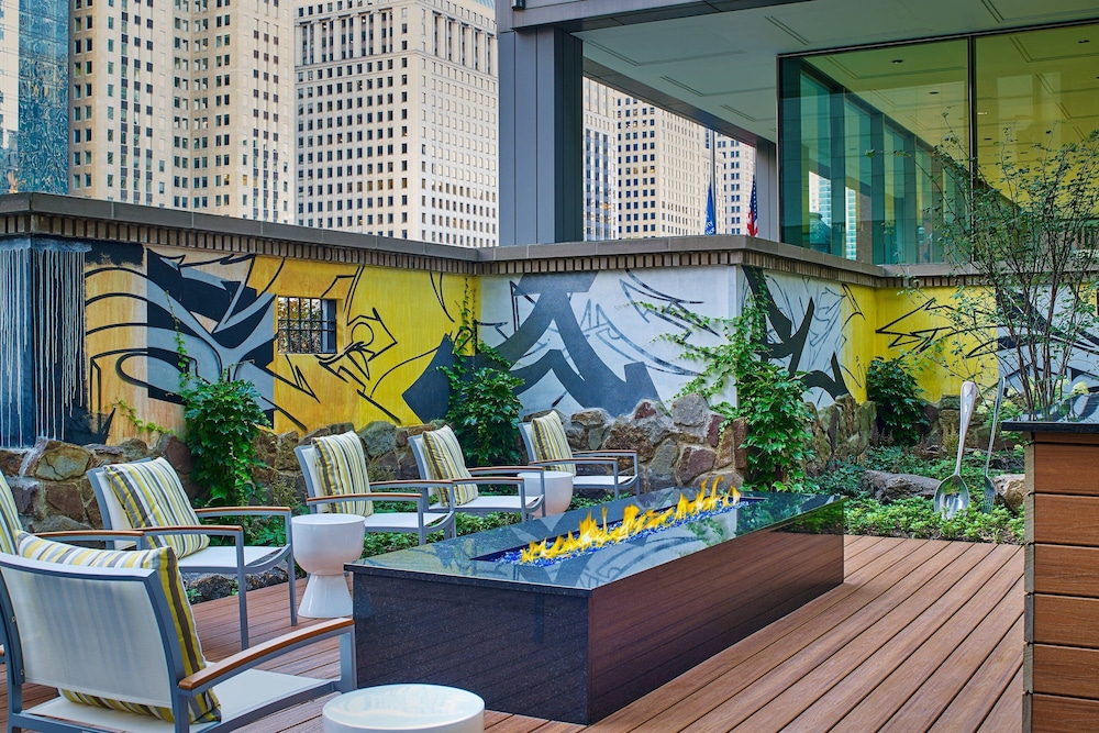Westin Chicago River North