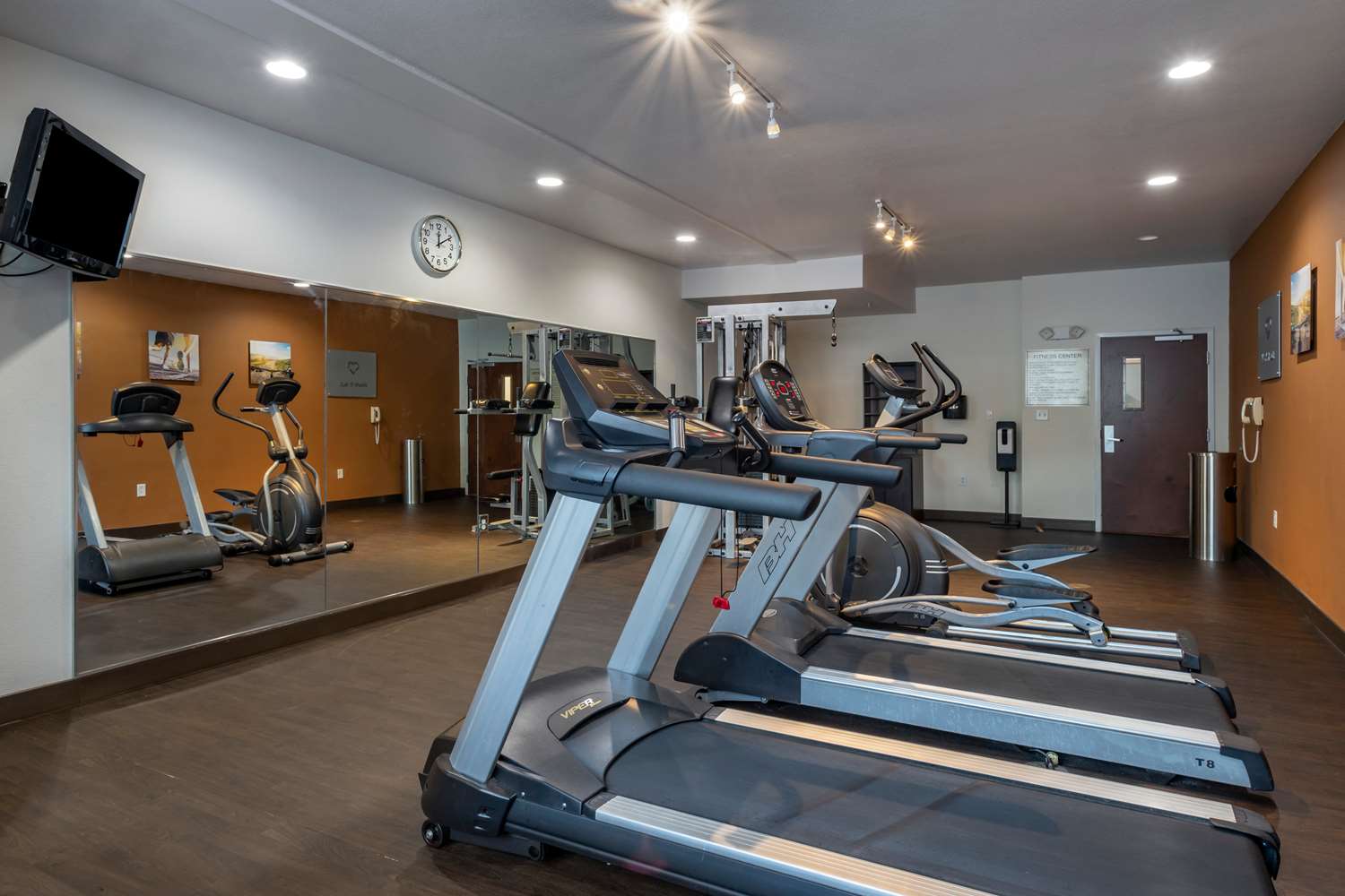 Comfort Suites Natchitoches, LA 21/48