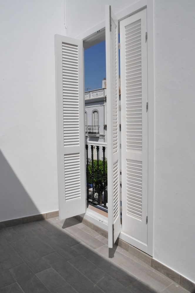 Hostal Gravina 32/50