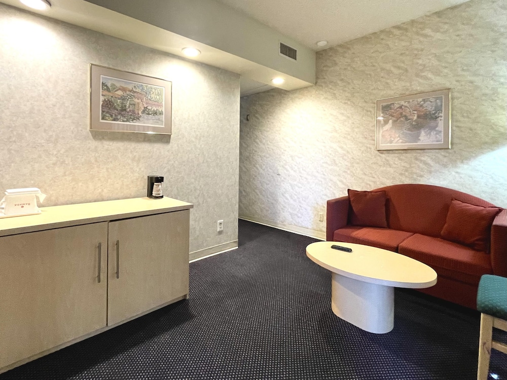 Park Suites Hotel 12/41