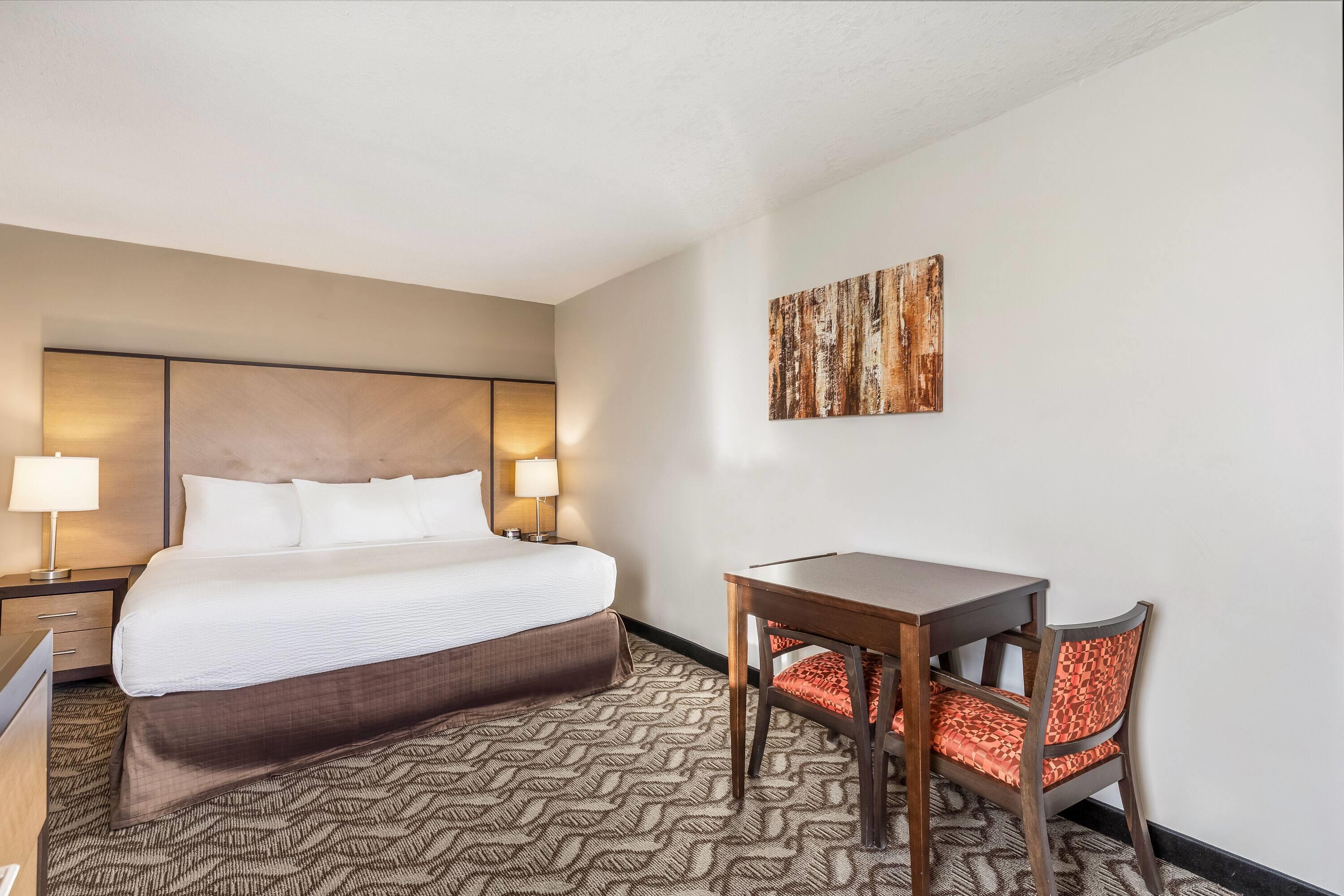 1 Bedroom, Suite, King Bed