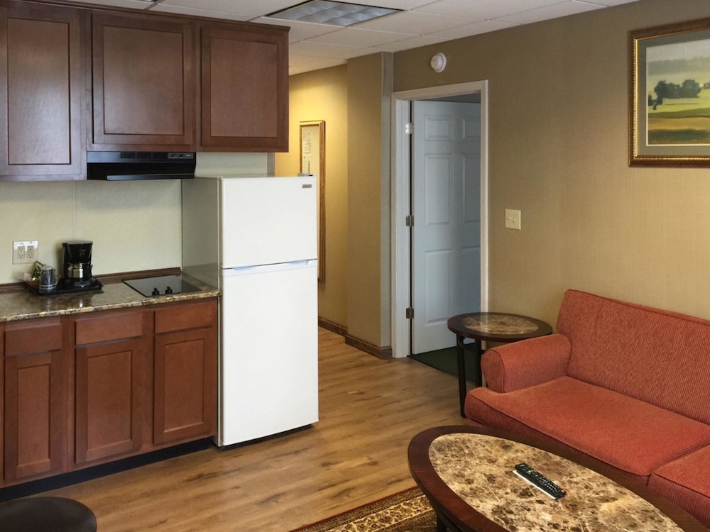 Quality Inn & Conference Center Franklin Downtown PA 4/49