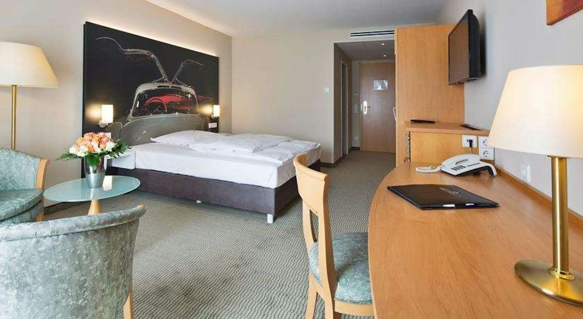 Erikson Hotel 16/43