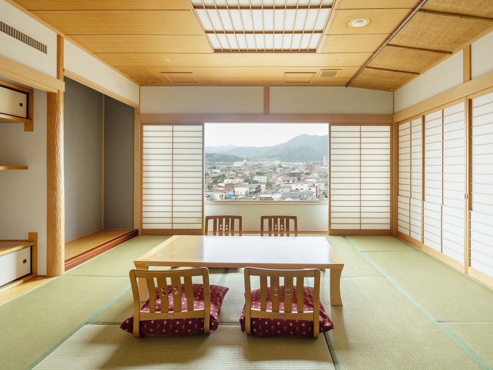 Hotel Sakura 19/50