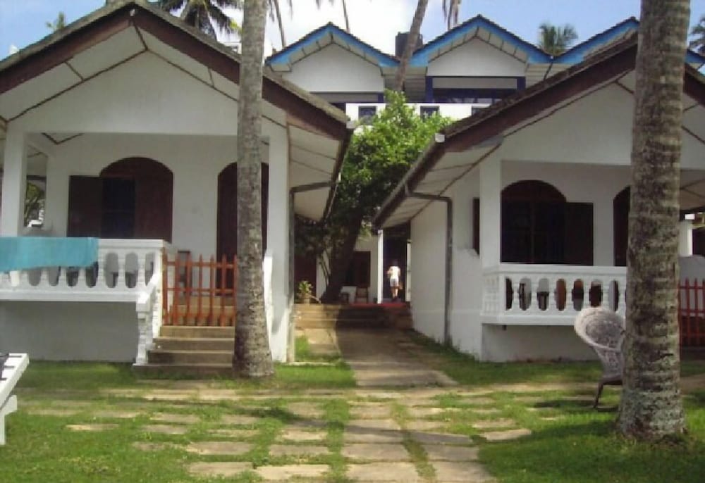 Jaga Bay Resort 40/50