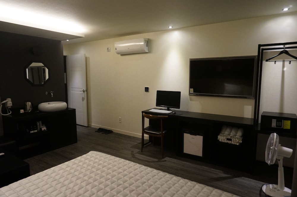 Hotel Mu 20/33