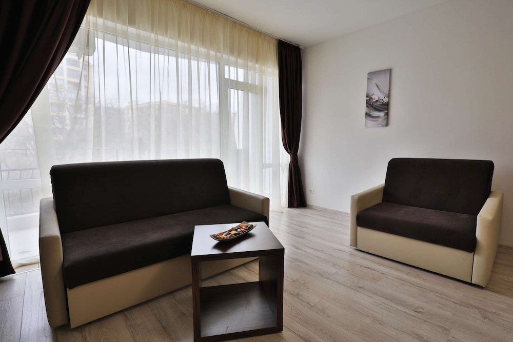 Prestige Deluxe Hotel Aquapark Club 51/76