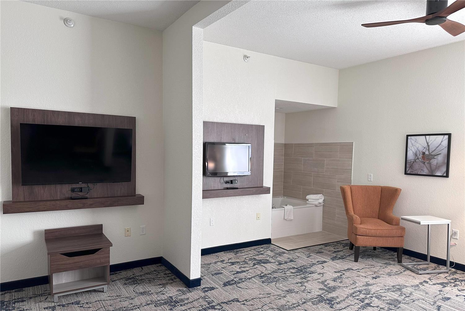 La Quinta Inn & Suites by Wyndham Milwaukee SW New Berlin 23/38