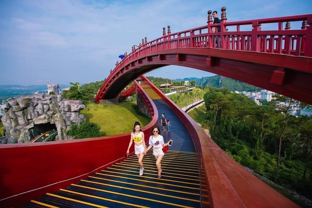 Aroma Ha Long Hostel 44/50