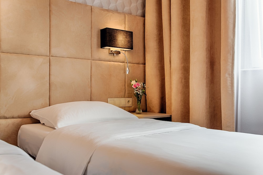 Falenty Business and Leisure 26/77