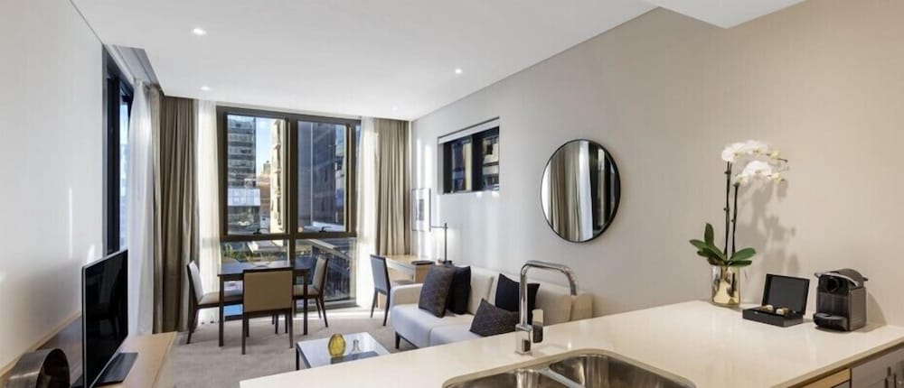 SKYE Hotel Suites Parramatta 29/49