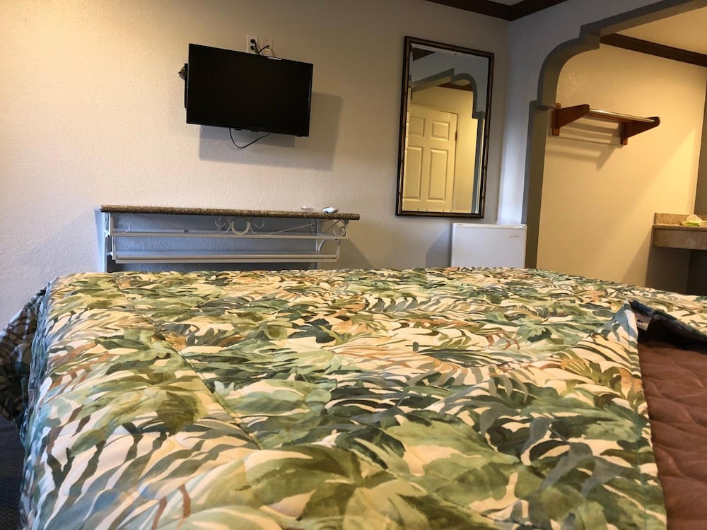 Starlight Inn Valley Blvd 22/29