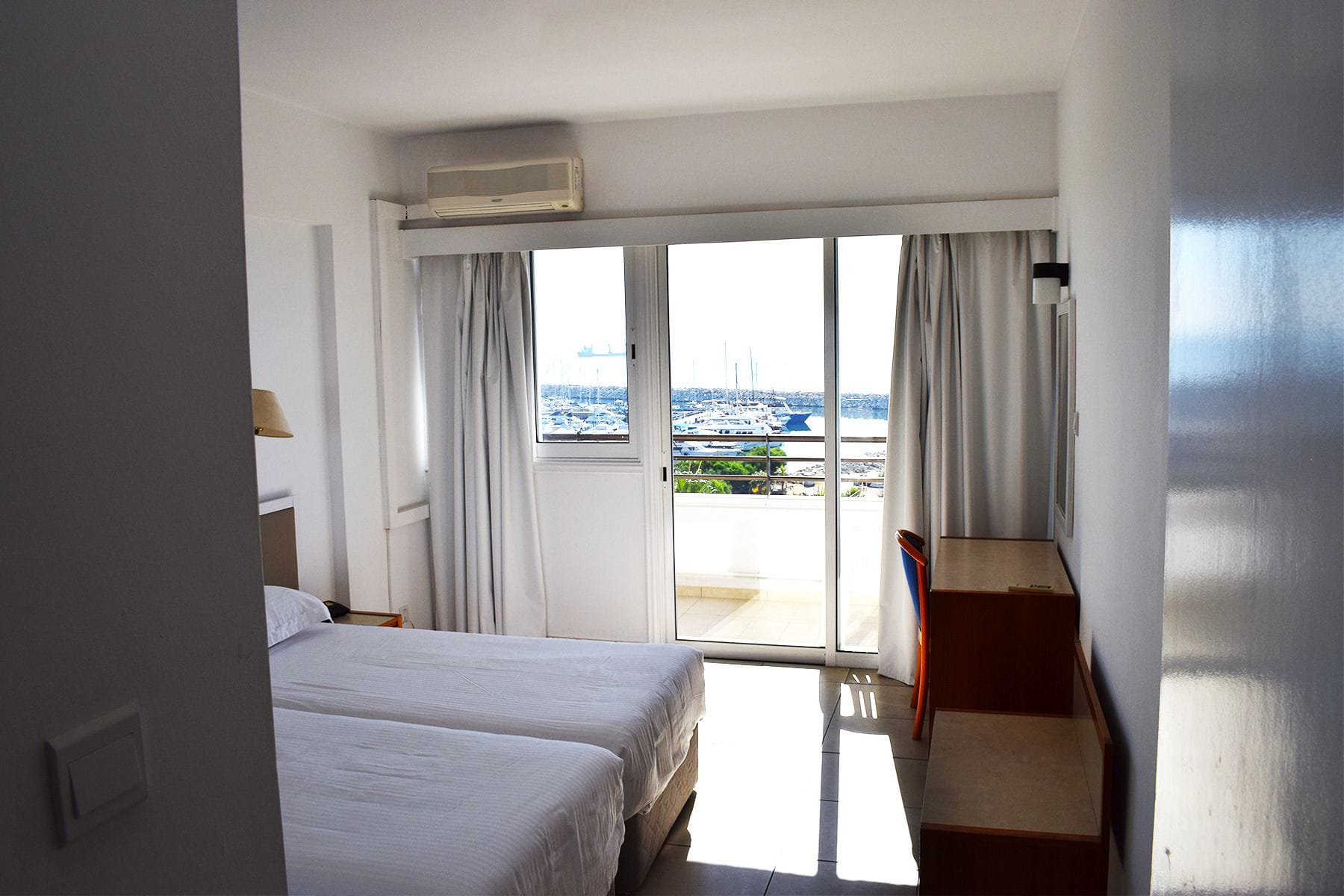 2 BEDROOMS, APARTMENT, SEA VIEW