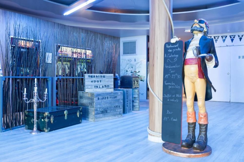 Hotel Du Parc Pirates 30/45