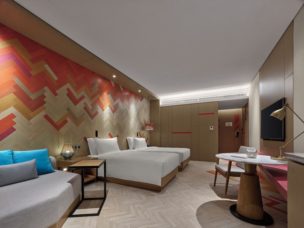 Banyan Tree Tengchong 26/81