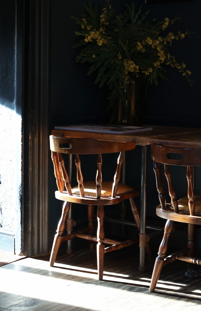 The Porterhouse Grill & Rooms 40/50