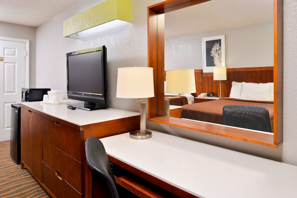 Jameson Inn Winder 11/60