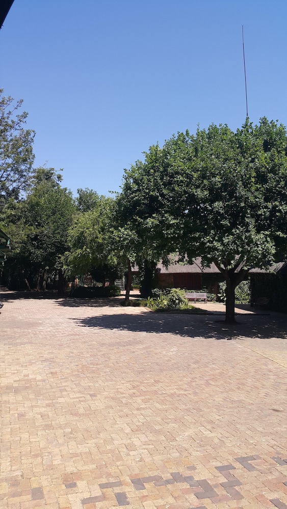 Foundry Guest Lodge 37/50