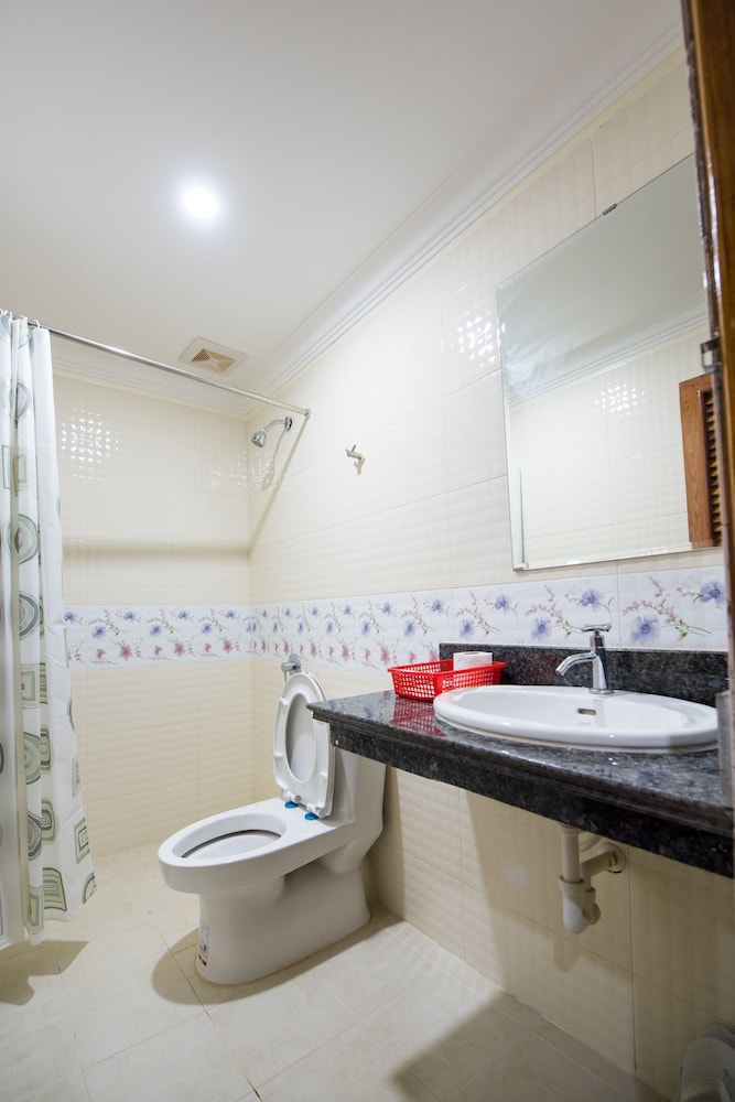 Seng Hout Hotel 32/53