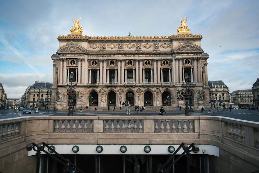MIGNY OPERA MONTMARTRE HOTEL in PARIS