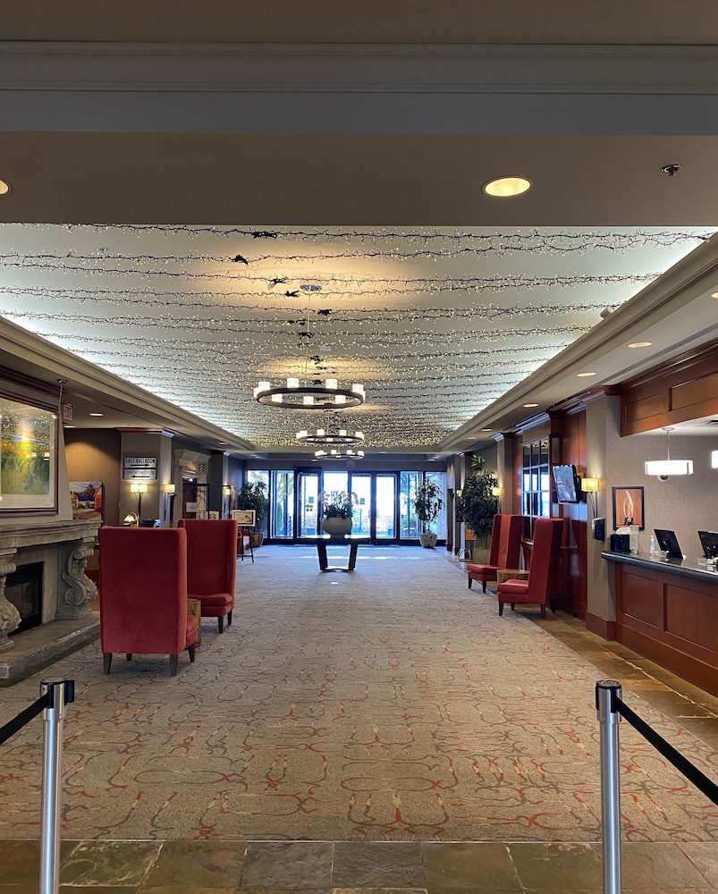 Penticton Lakeside Resort 5/58