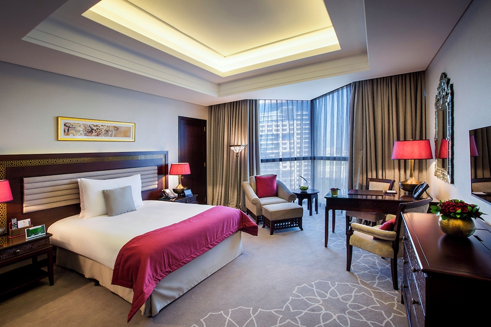 غرفة بريميير بسرير كينج، Bab Al Qasr Residence 3/8