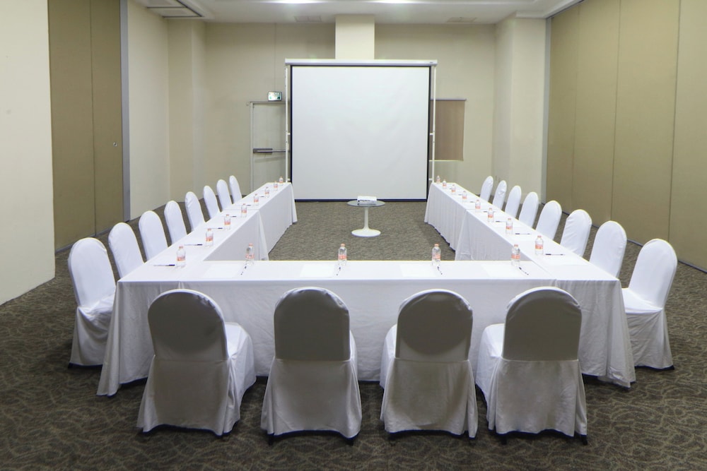 Holiday Inn Express Ciudad Del Carmen 40/50