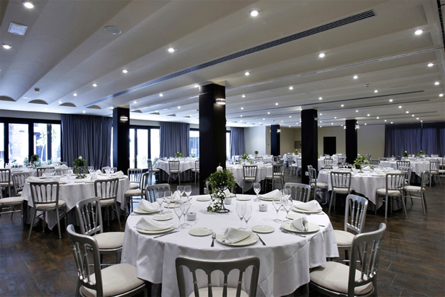 restaurant cafeteria