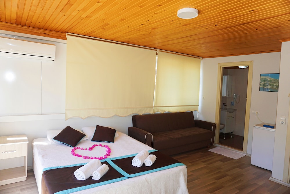 Cobanoglu Otel 12/37