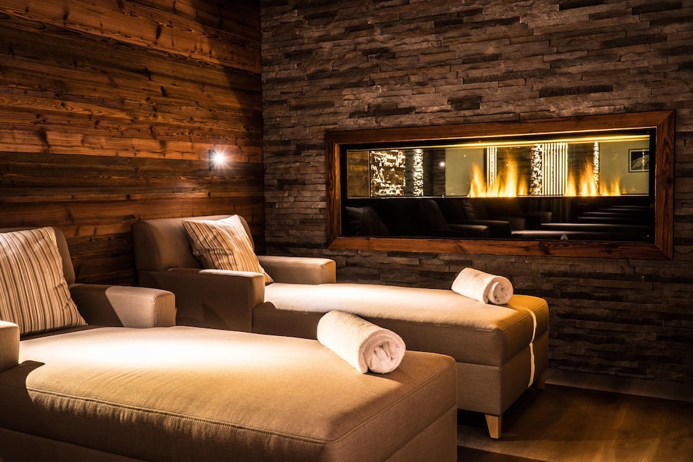 The Capra Saas-Fee 18/50