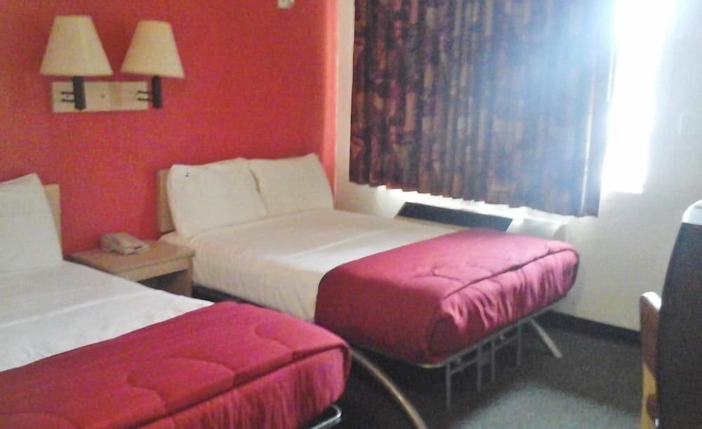 AMERICAS BEST VALUE INN 21/53