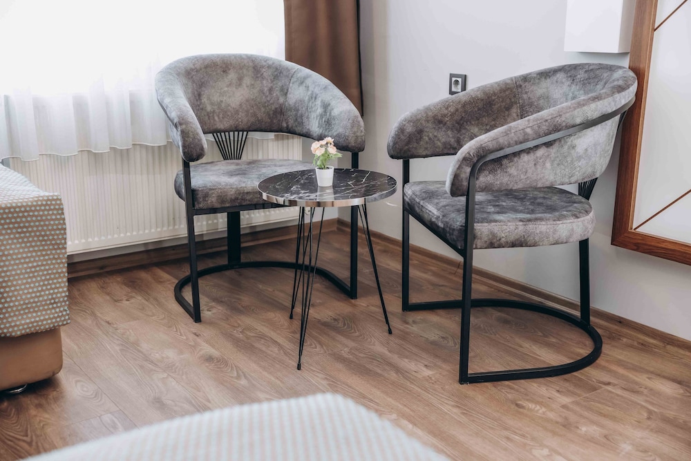 Hakcan Hotel 34/50