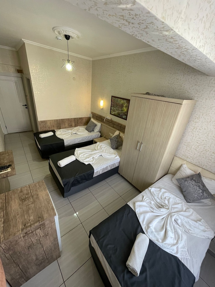 Denizhan Otel 20/50