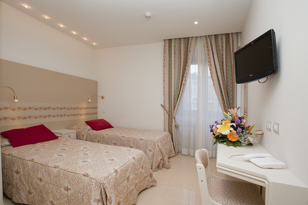 Hotel Corallo Sorrento 12/80