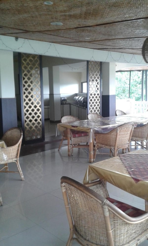 Hotel Shompen 24/32