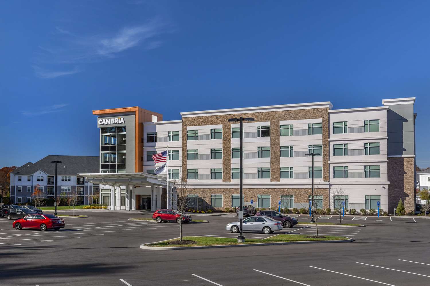 Cambria Hotel Manchester South Windsor 37/38