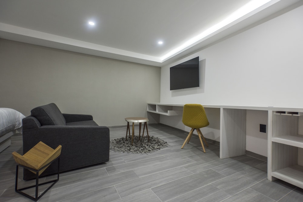 The Andy Hotel 40/64