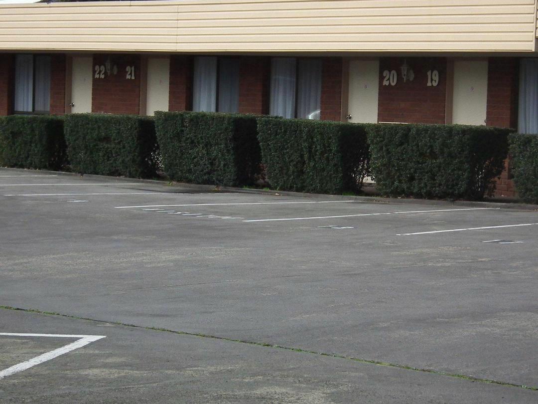 BURWOOD EAST MOTEL 11/16