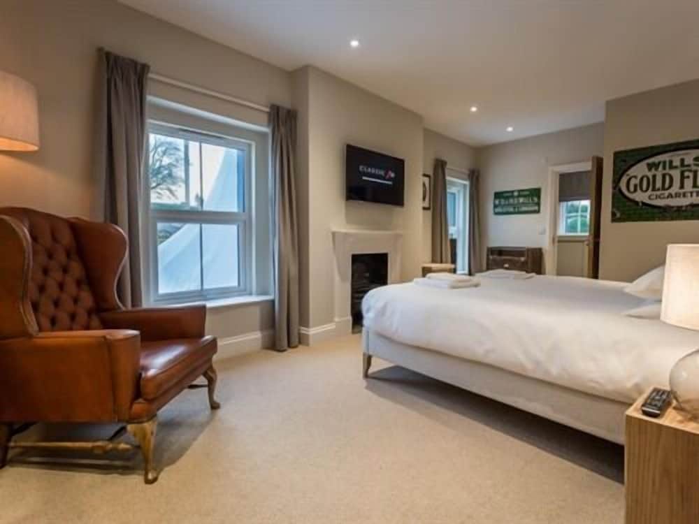 The Redan Inn 6/36