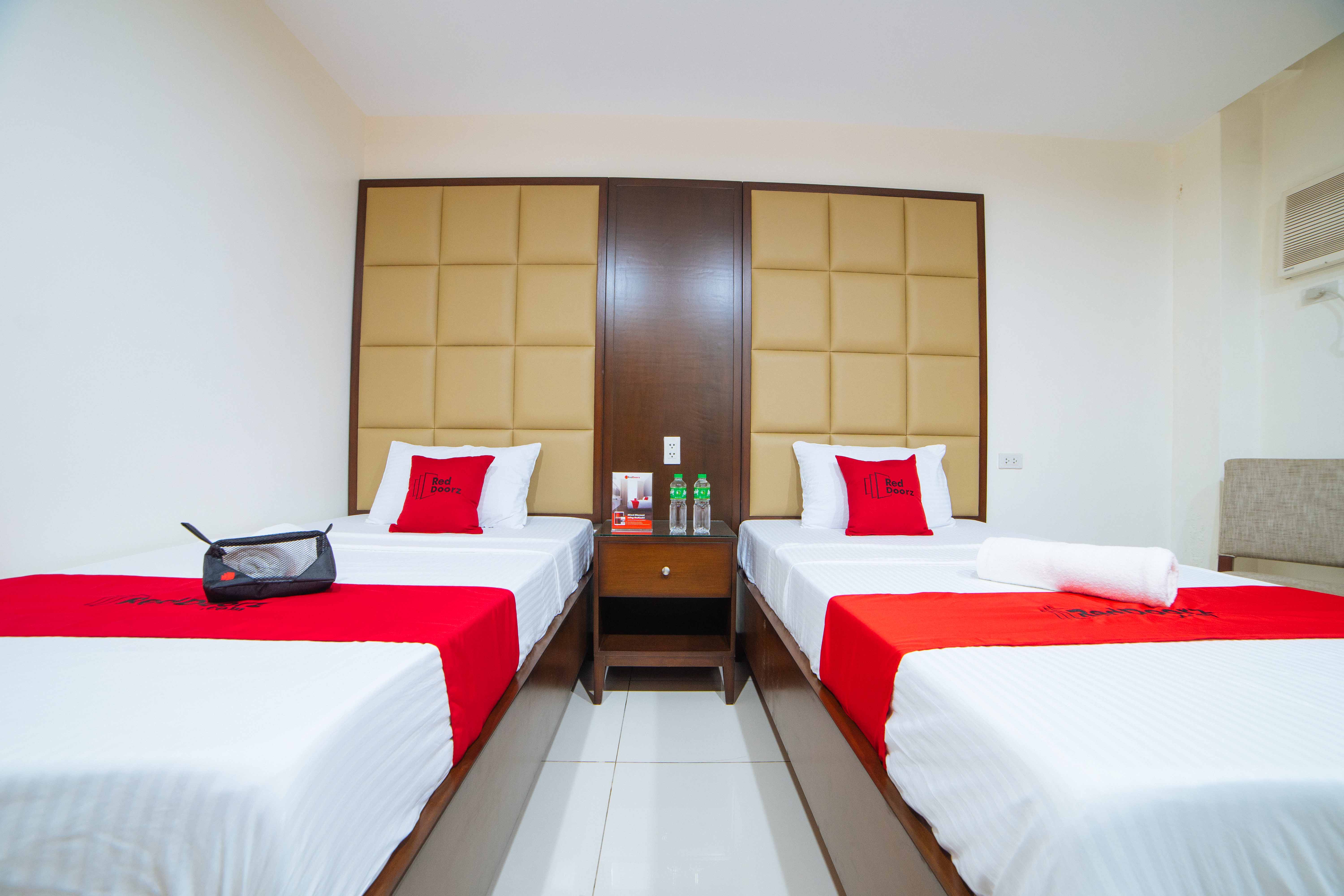 Reddoorz, Twin Beds