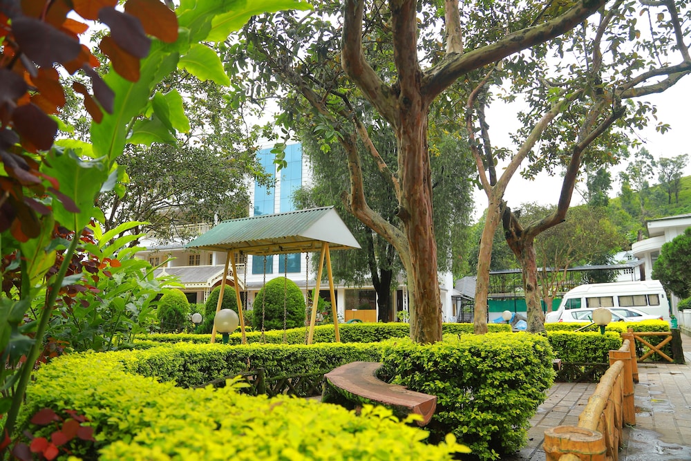 Eastend Munnar 34/39