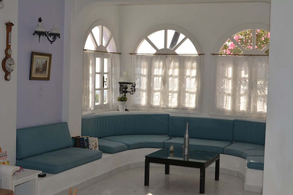 Melina Hotel 23/43