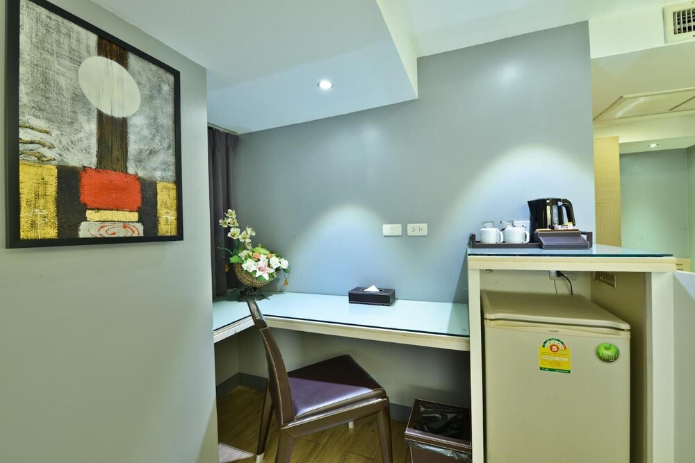 Prestige Suites 38/42