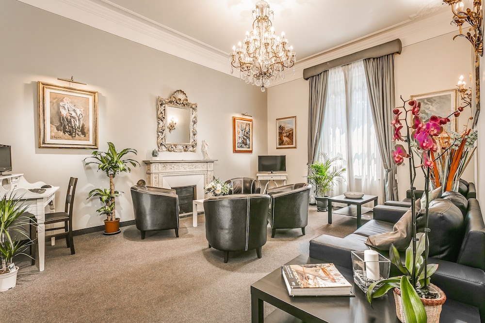 Hotel Arno Bellariva 63/78