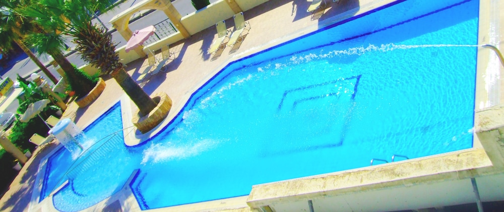 Antonios Hotel 42/62