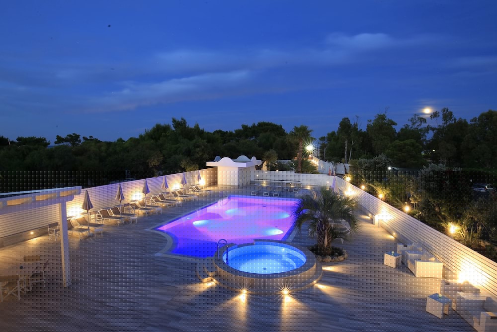 Garden Hotel Ripa 11/68
