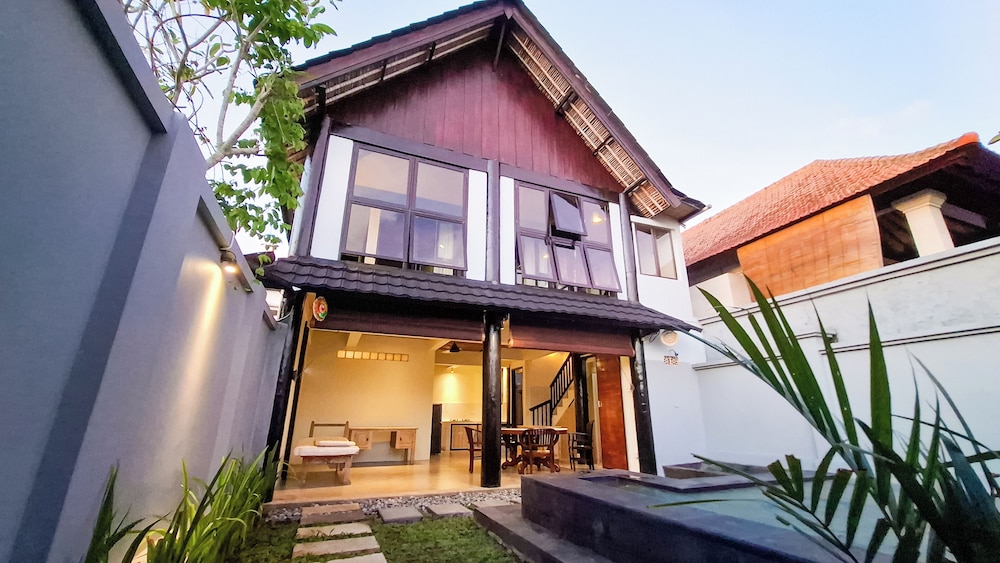 Villa Puri Darma Agung 3/65