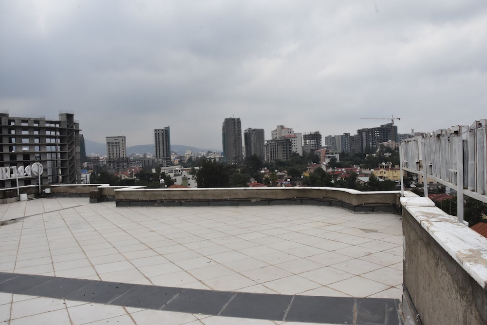 Presidential Hotel 16/33