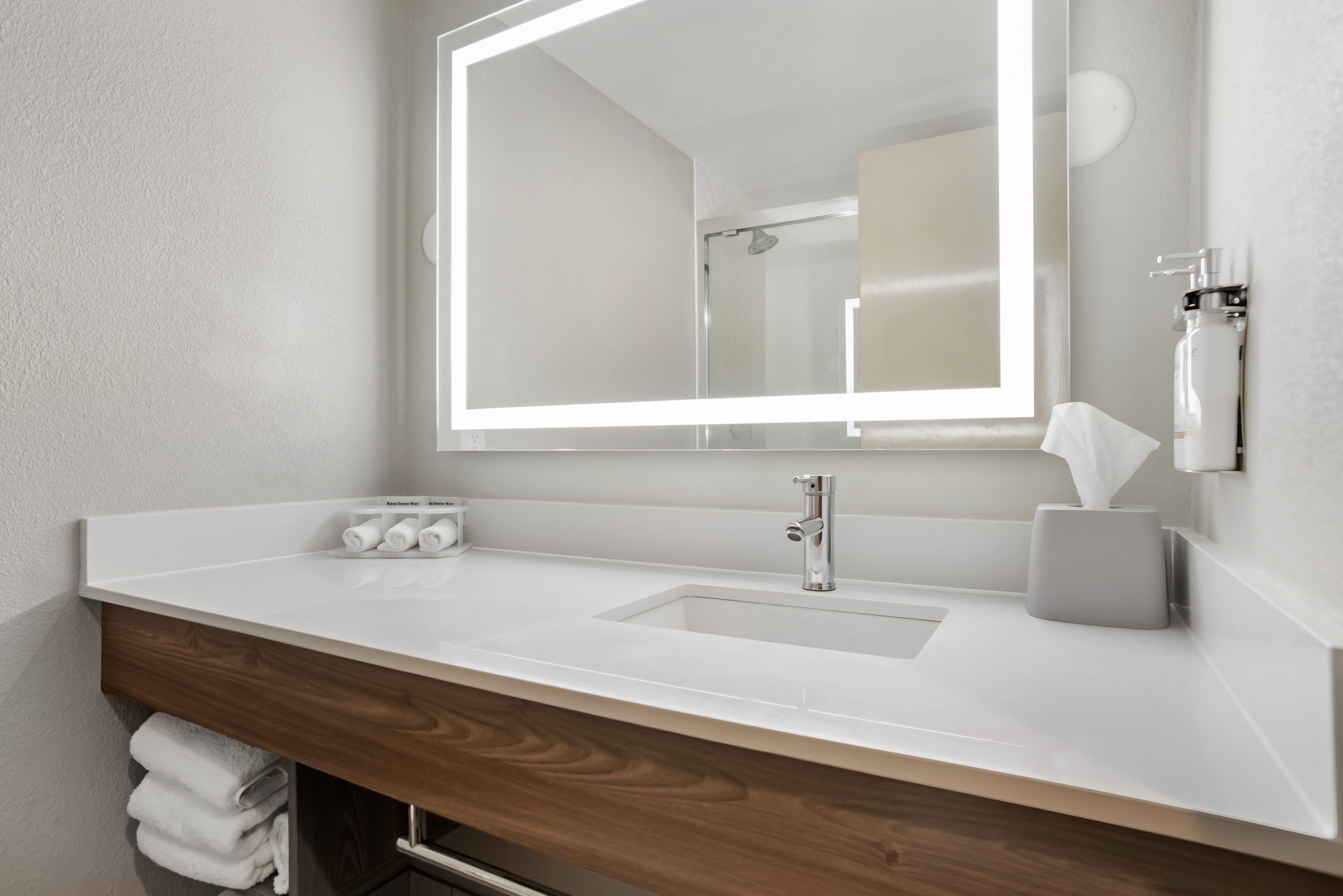 غرفة بسريرين كوين، Holiday Inn Express Fairhope - Point Clear 3/3